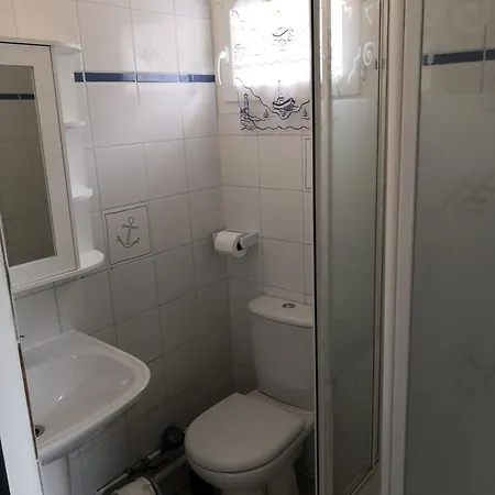 Апартаменты Emplacement - 300m De La - F *